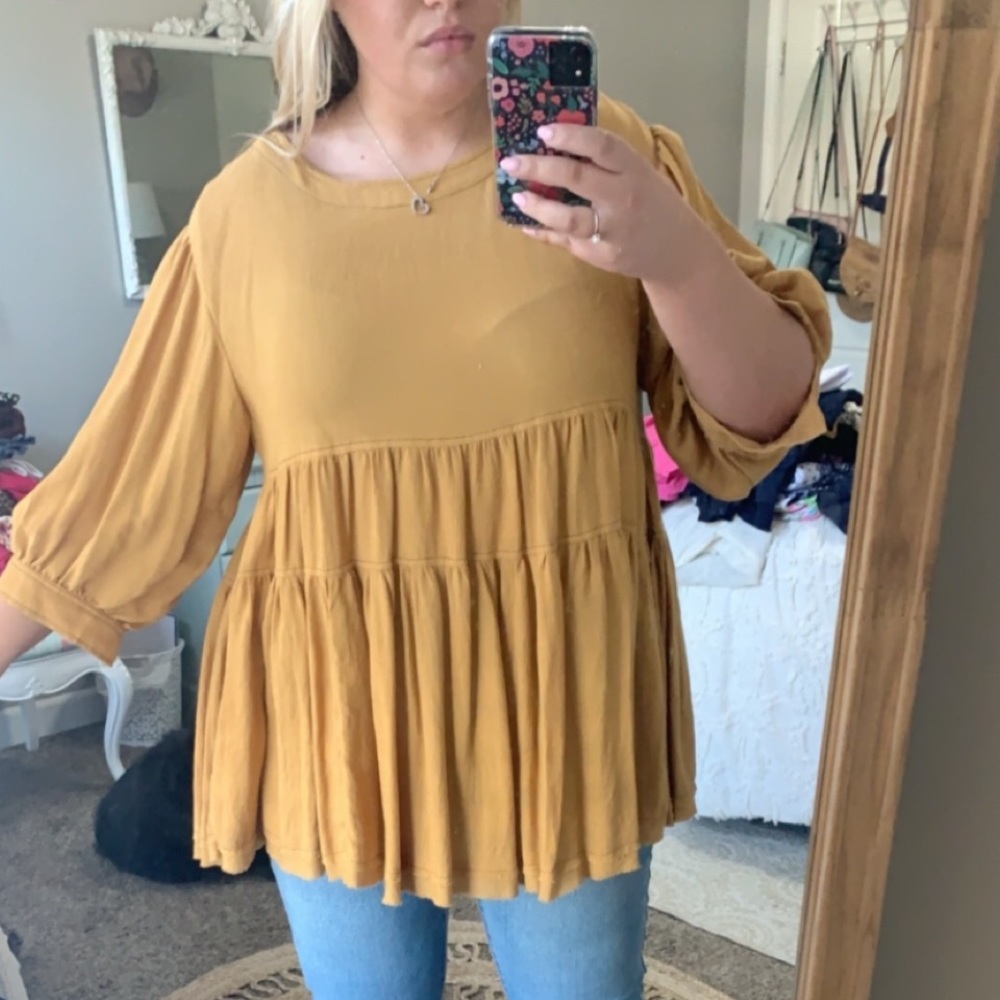 Ruffle long sleeve top